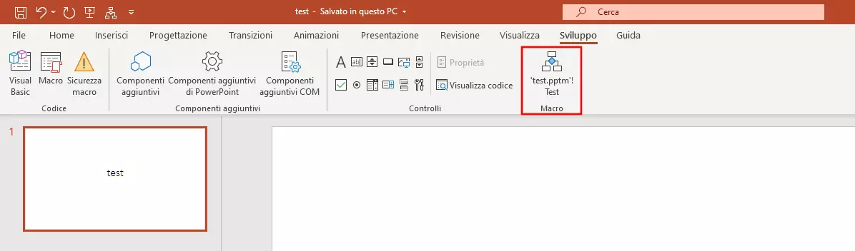 Esempio di pulsante Macro nella barra multifunzione di PowerPoint