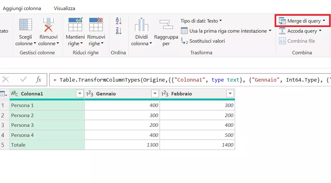 Vai alla sezione “Combina” e clicca su “Merge di query”